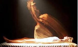 mo-thay-nguoi-chet-danh-con-gi-avt